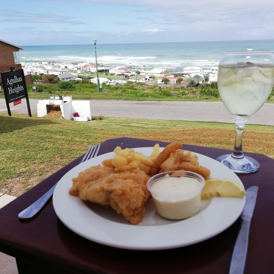 Agulhas Heights Self-Catering Cottages エクステリア 写真