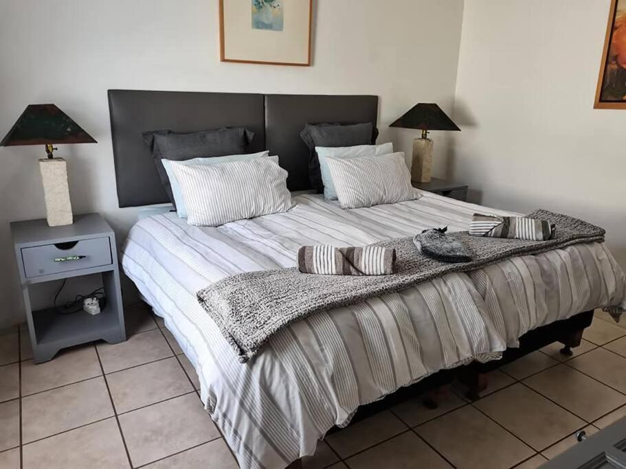Agulhas Heights Self-Catering Cottages エクステリア 写真