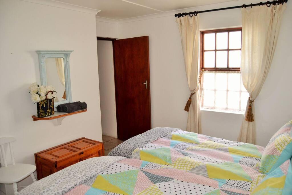 Agulhas Heights Self-Catering Cottages エクステリア 写真