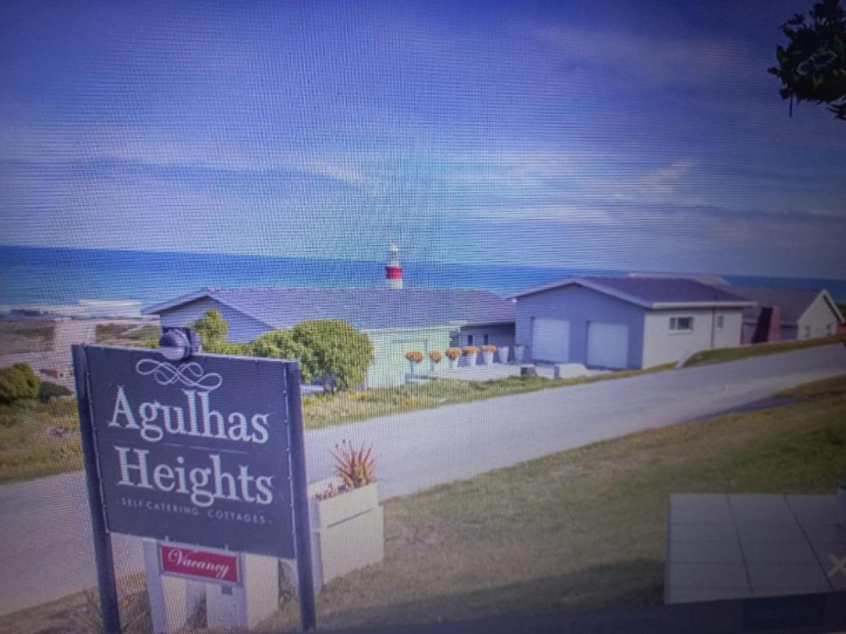 Agulhas Heights Self-Catering Cottages エクステリア 写真