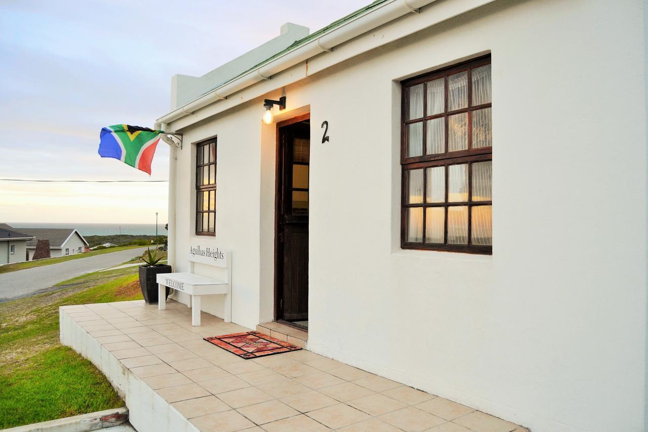 Agulhas Heights Self-Catering Cottages エクステリア 写真